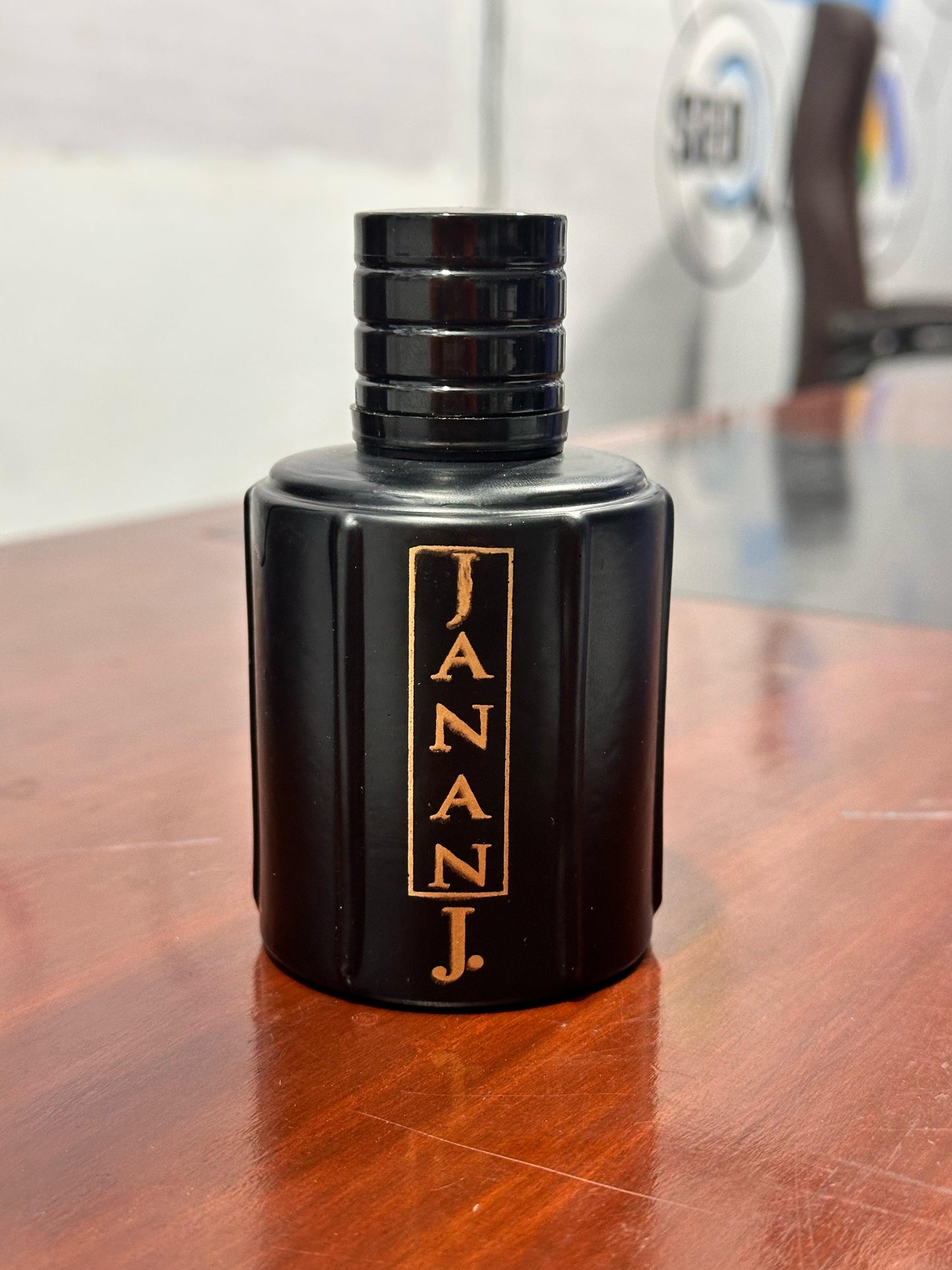 Janan perfume (E+J) With Free Delivery.